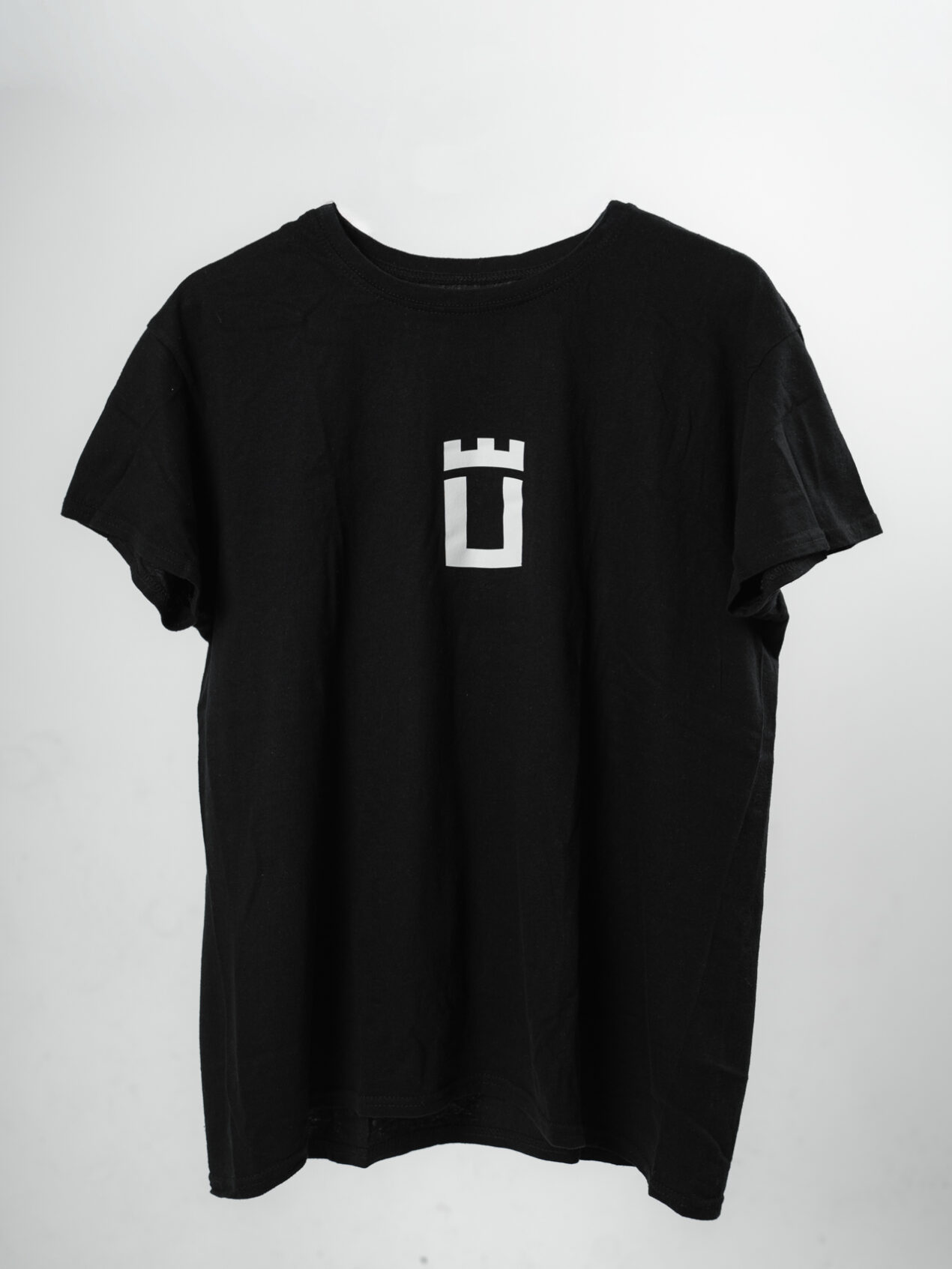 Čierne tričko dámske U