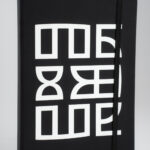 Čierny poznámkový blok